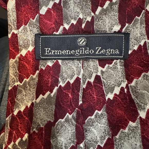 Ermenegildo Zegna Silk Tie Burgundy - Picture 4 of 4